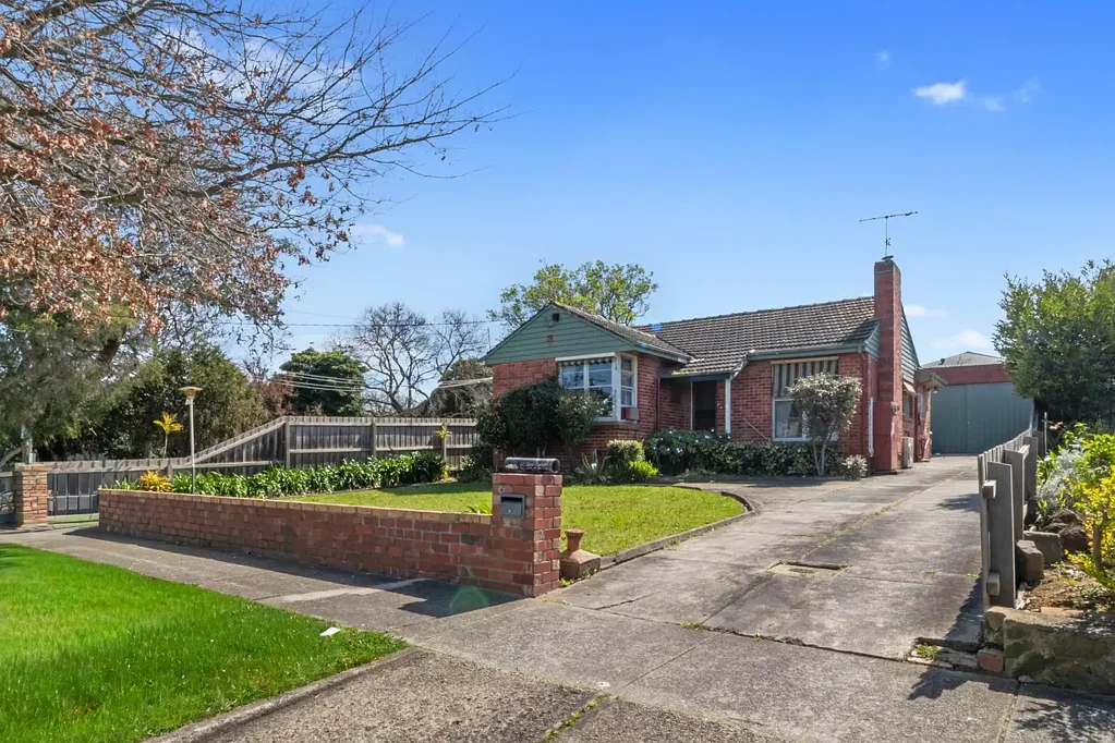 Box Hill South 4ਬੈੱਡਰੂਮ Exceptional Landholding with Wide Frontage and Future Potential