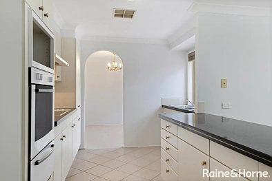 30 Argyle Street, Moss Vale, NSW 2577, 4房, 3浴, House