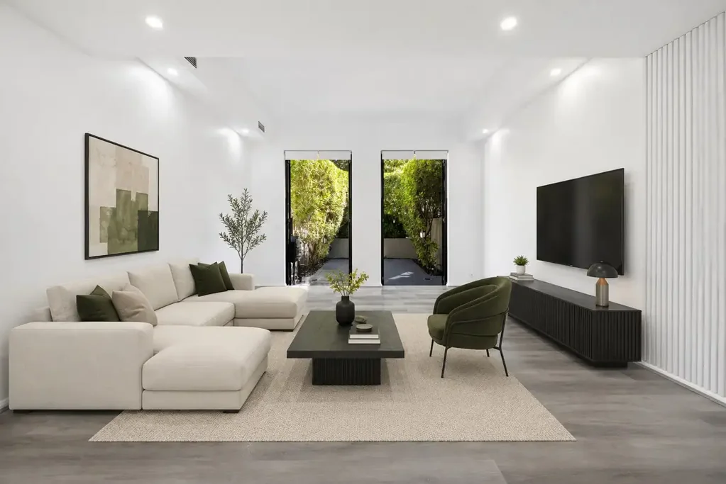 SPECIAL , RENOVATED HOME FOR TODAY'S MODERN LIFESTYLE