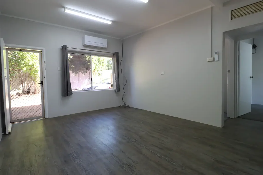 2 Bedroom Unit on Campbell!