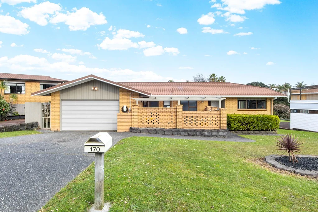 West Harbour 3房  Family Living - Renovated - Exceptional Location