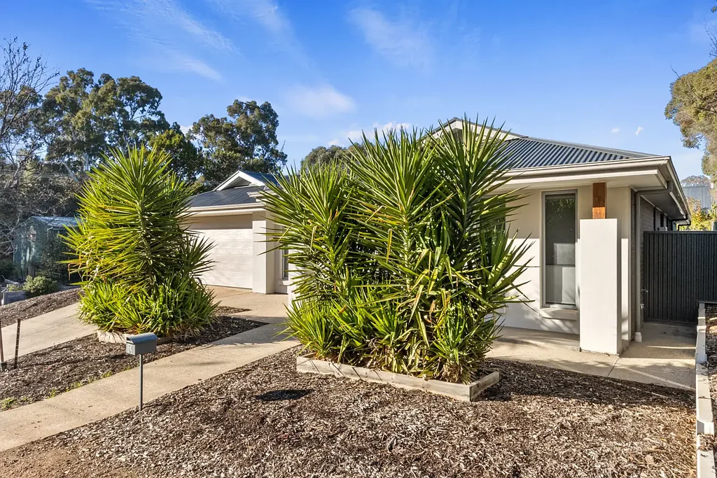 5A Young Street, Clare, SA 5453