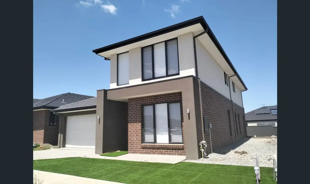 Spacious Double Storey Family Home with 3 Living Areas