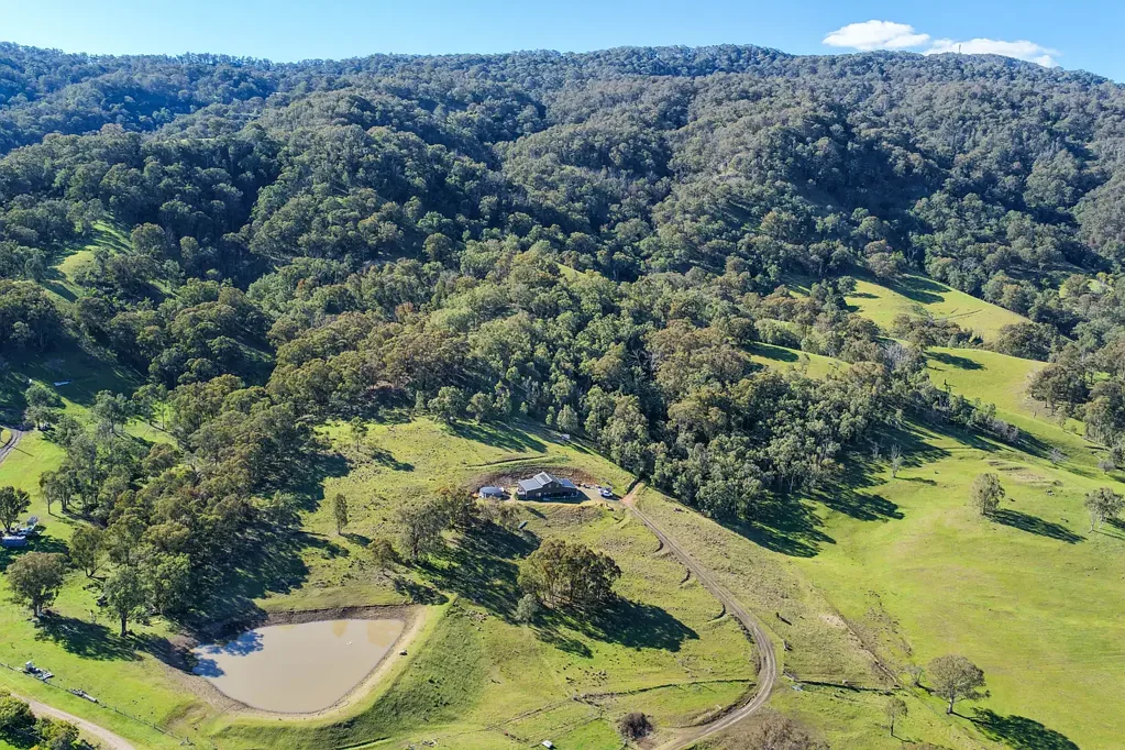 Murrurundi Lifestyle Living with Stunning Views