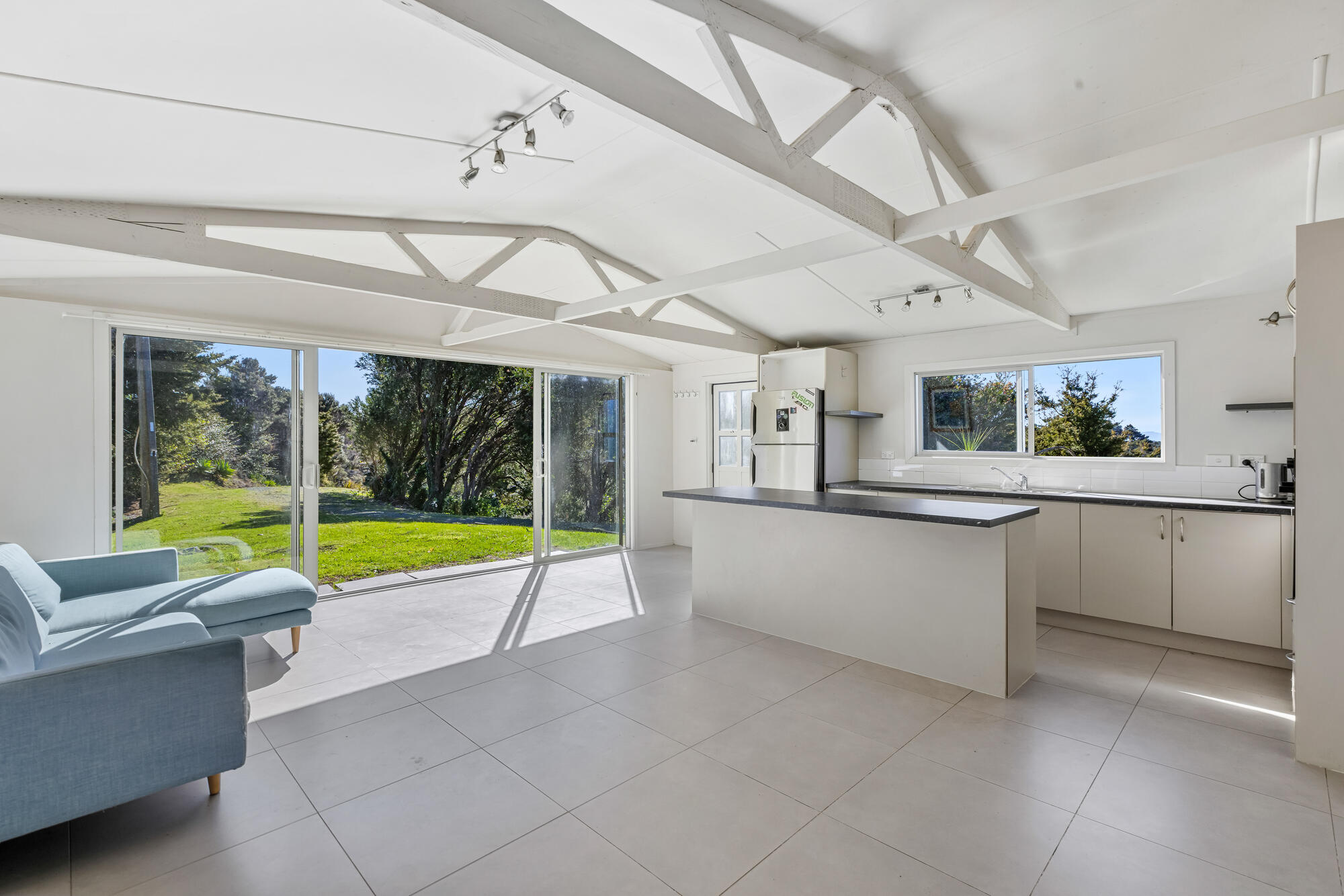 11 Ngarewa Drive, Mahurangi West, photo 2