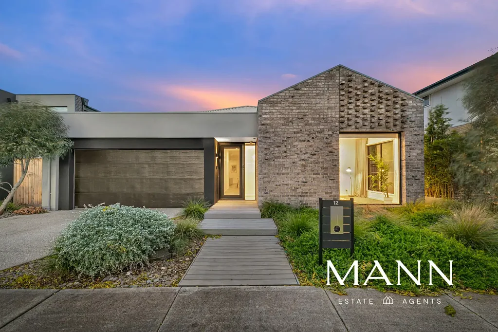 Wollert 4Habitaciones Stunning Ex-Display Home | Luxury Family Living in the Heart of Aurora