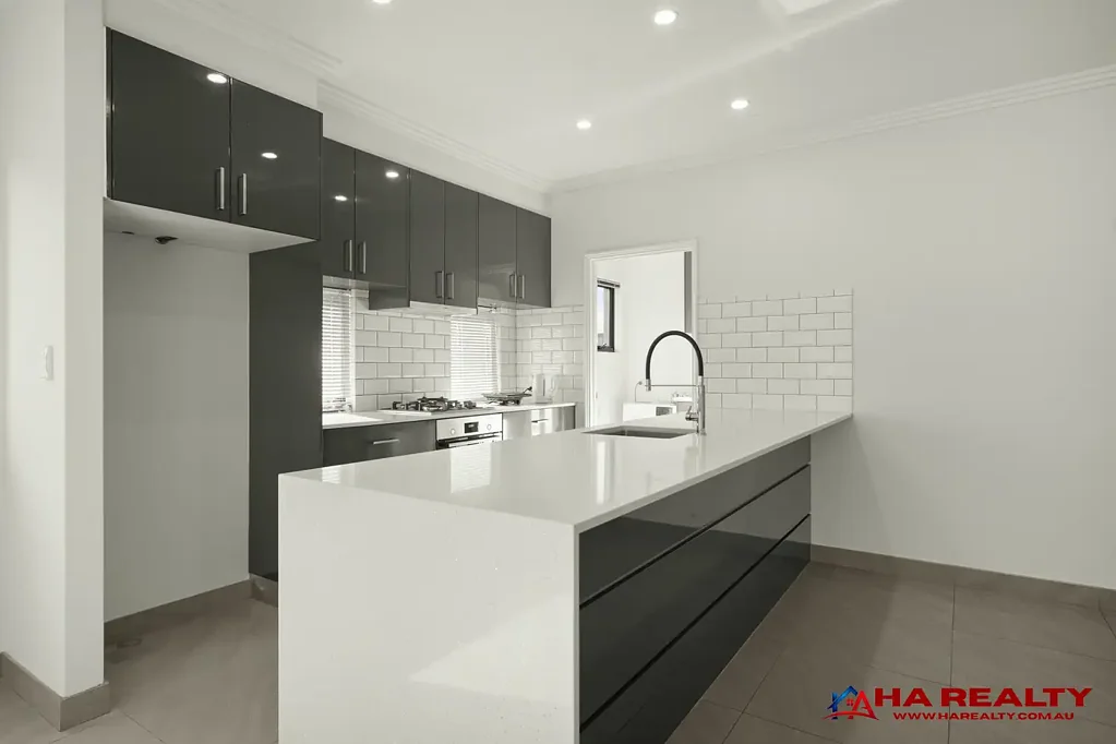 Morley 4房  Contemporary Family Living with Style, Space & Versatility