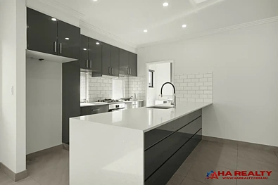 7 Oxted Place, Morley, WA 6062, 4房, 2浴, House