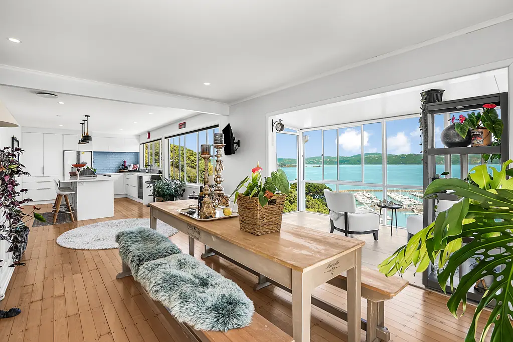 Eastbourne 4房  Unbeatable Location with Breathtaking Marina Views