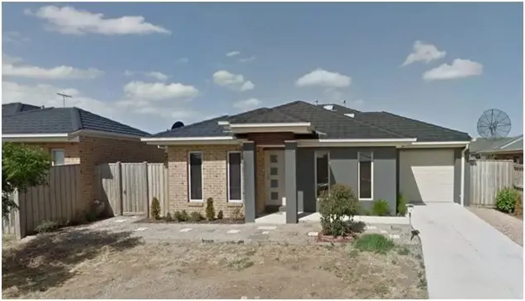 Stylish, Spacious & Fully Furnished!!!