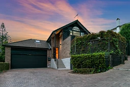 2/78 Koraha Street, Remuera