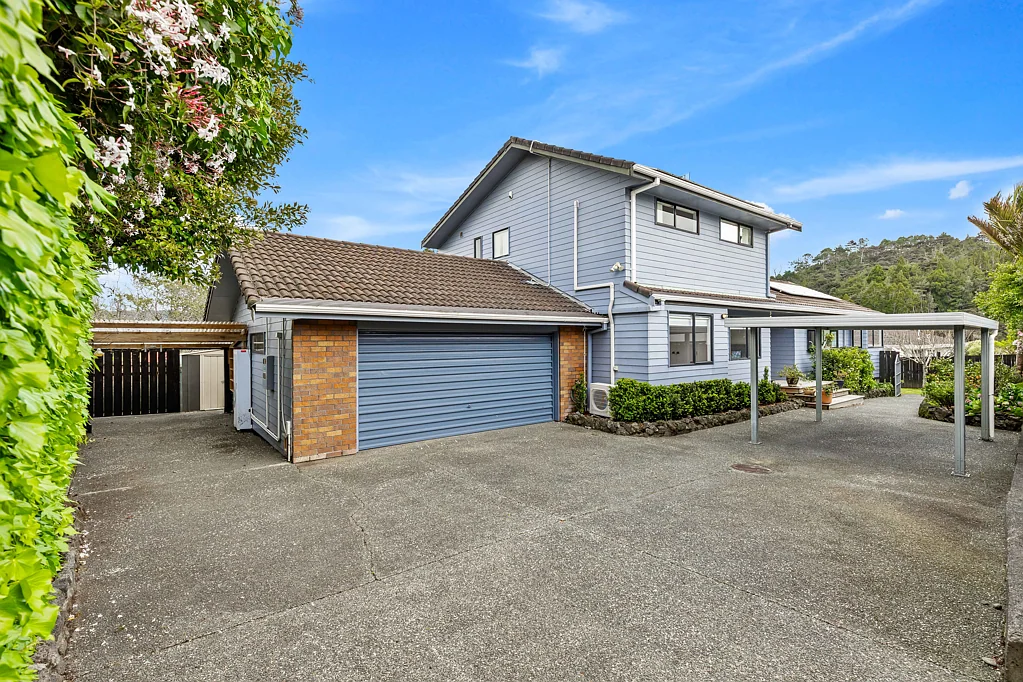 14 Redlands Grove, Swanson, Waitakere City, Auckland
