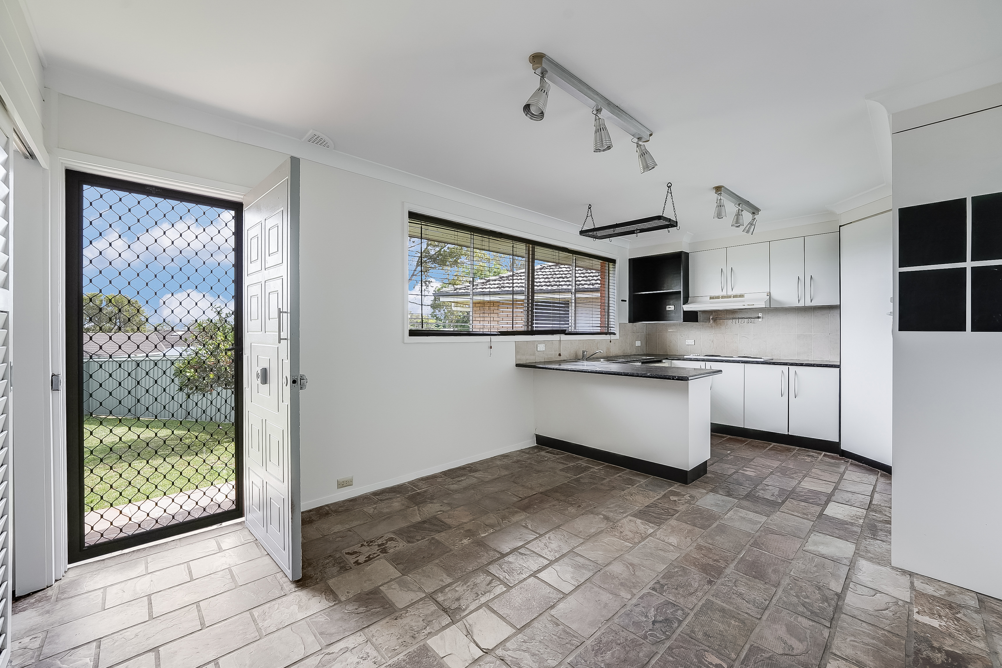 31 COWPER DR, CAMDEN SOUTH NSW 2570, 0 phòng ngủ, 0 phòng tắm, House