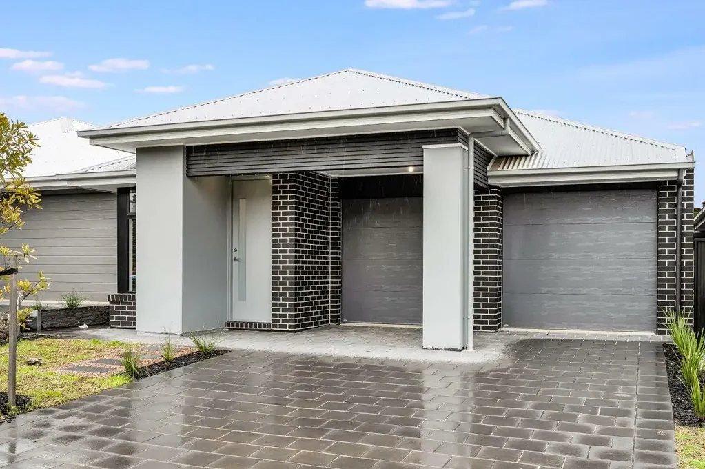 11 Woodhall Loop, Mount Barker, SA 5251