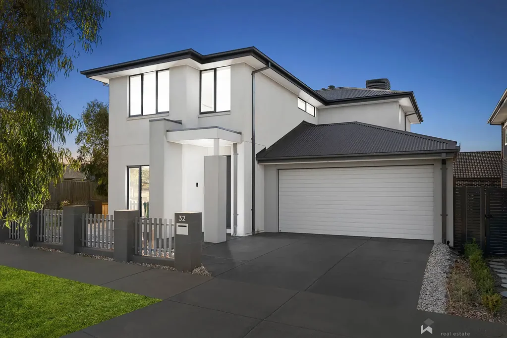 32 Barkers Crescent, Mickleham, VIC 3064