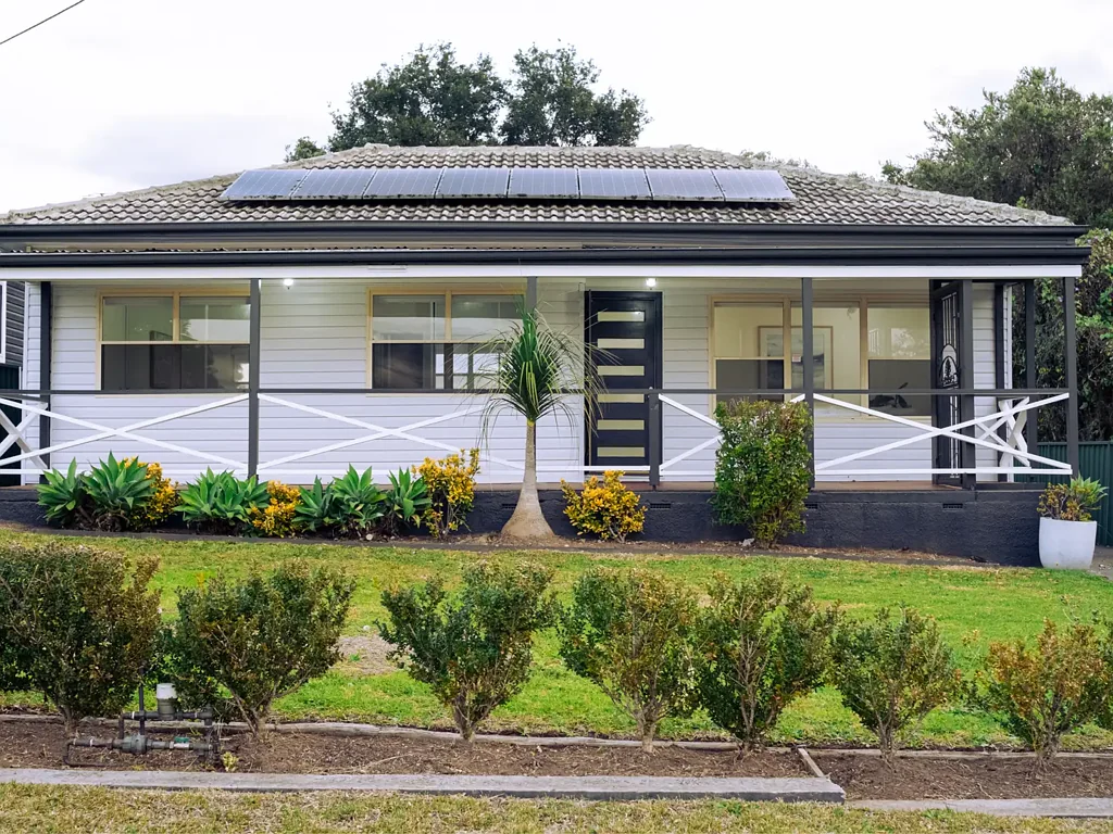 Campbelltown 5部屋 Dual Living Opportunity, 5% plus Yield for Investors, Comfort for First Home Buyers