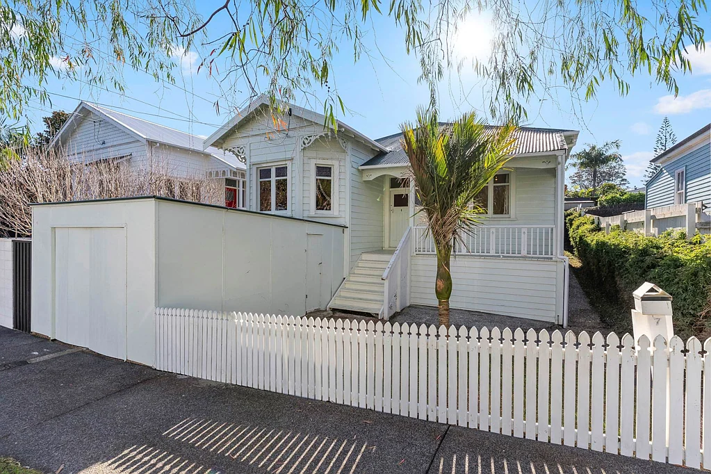 Grey Lynn 4Zimmer Estate Sale: Due North
