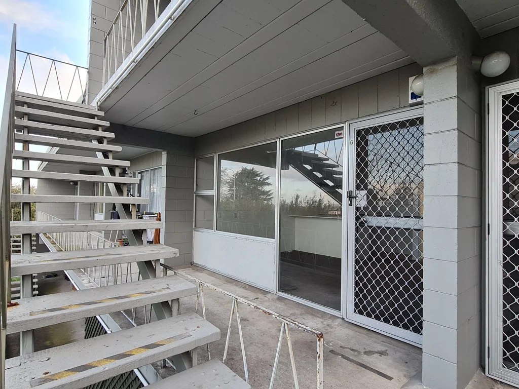 Convenient One Bedroom Unit