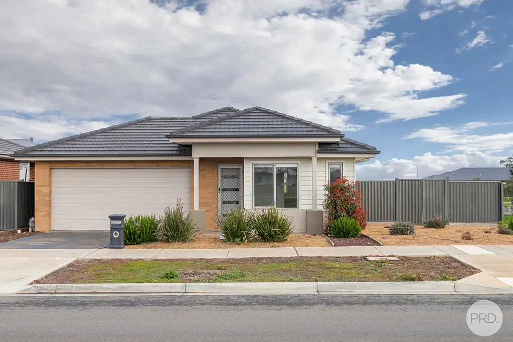 38 Crowther Drive, Lucas, VIC 3350