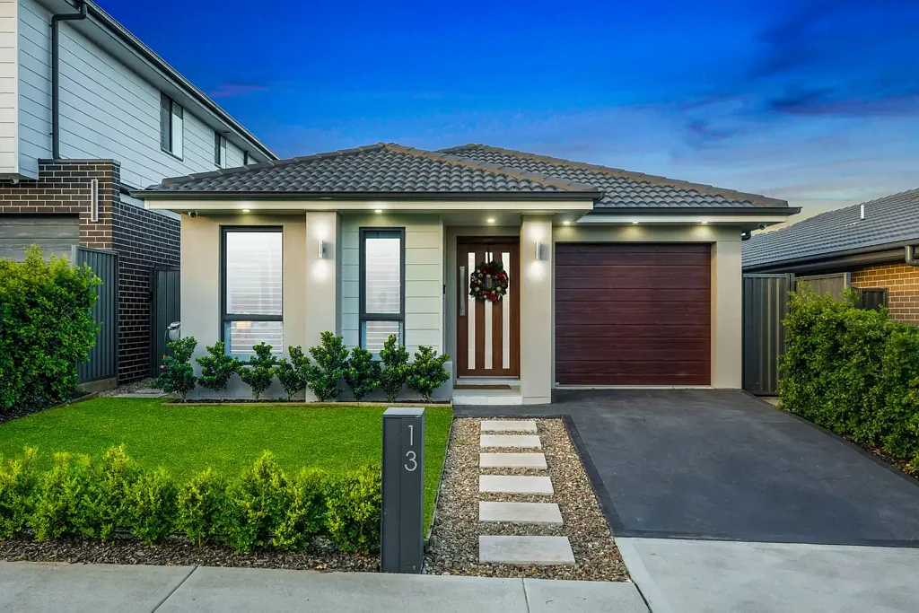 13 Walan Street, Austral, NSW 2179