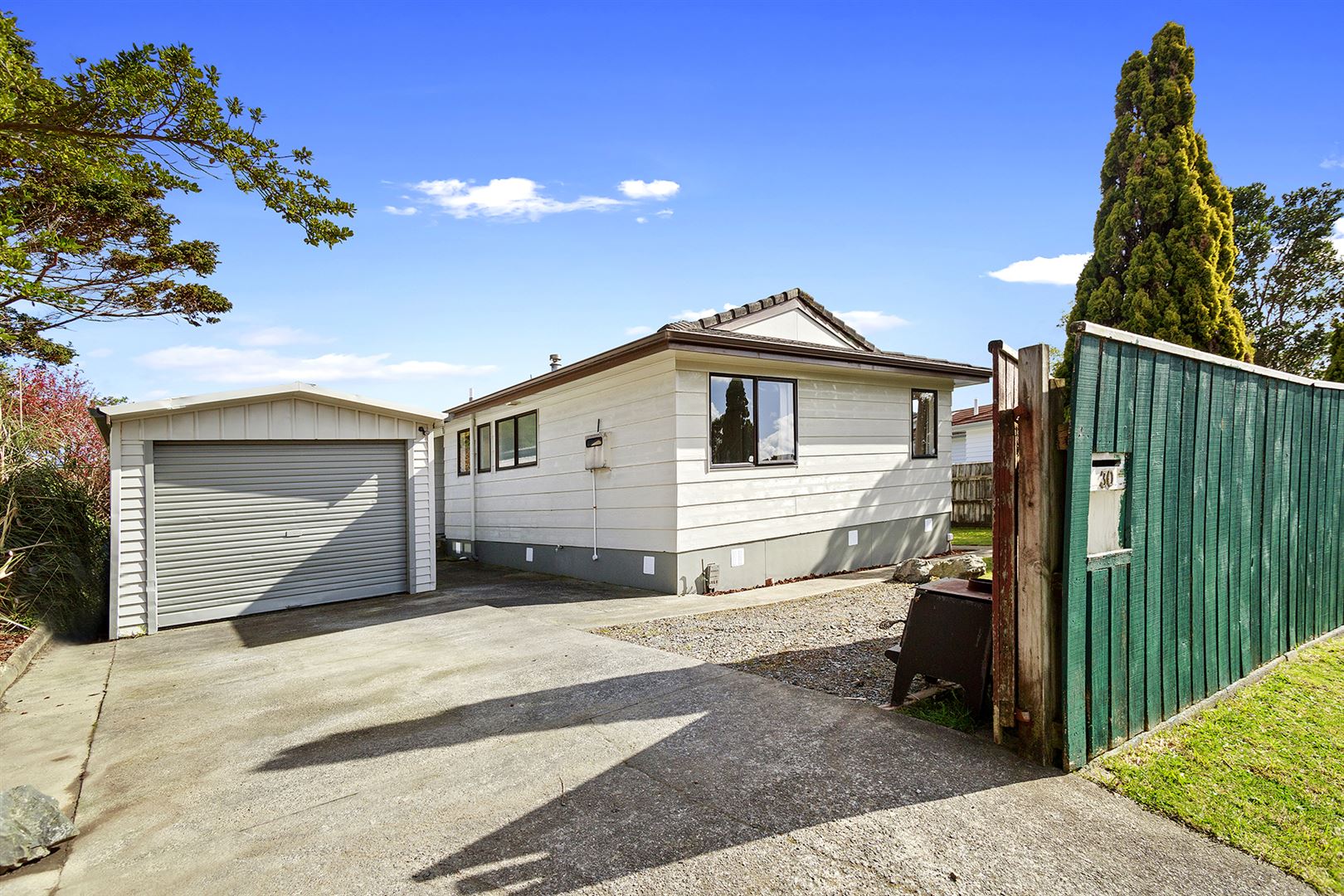 30 Tobago Crescent, Grenada North, Wellington, 3 Bedrooms, 1 Bathrooms