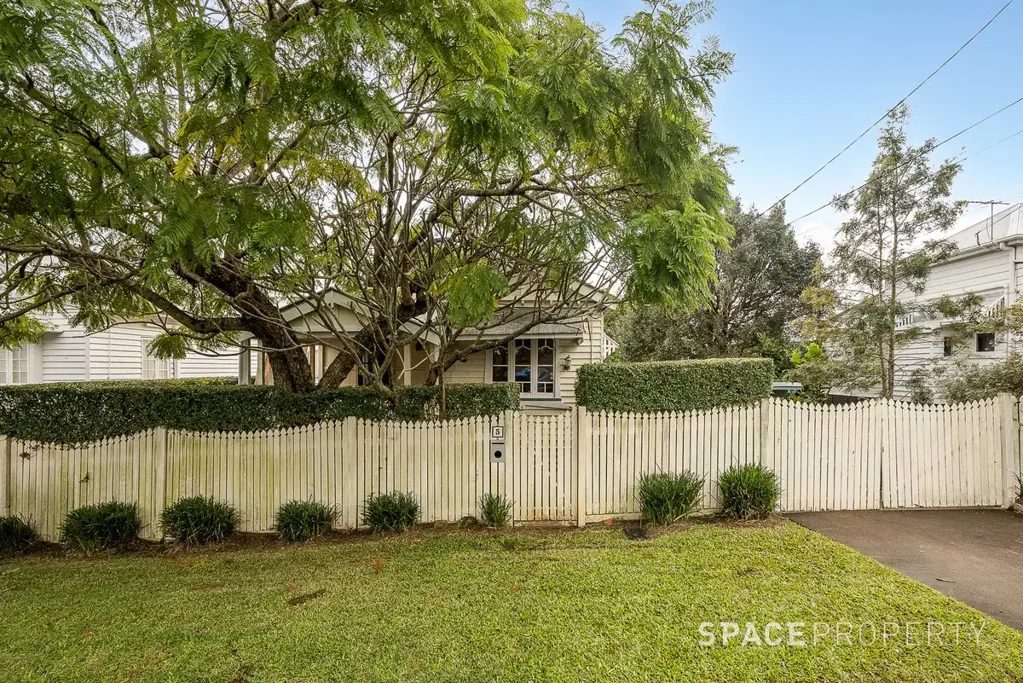 5 Claremont Street, Red Hill, QLD 4059