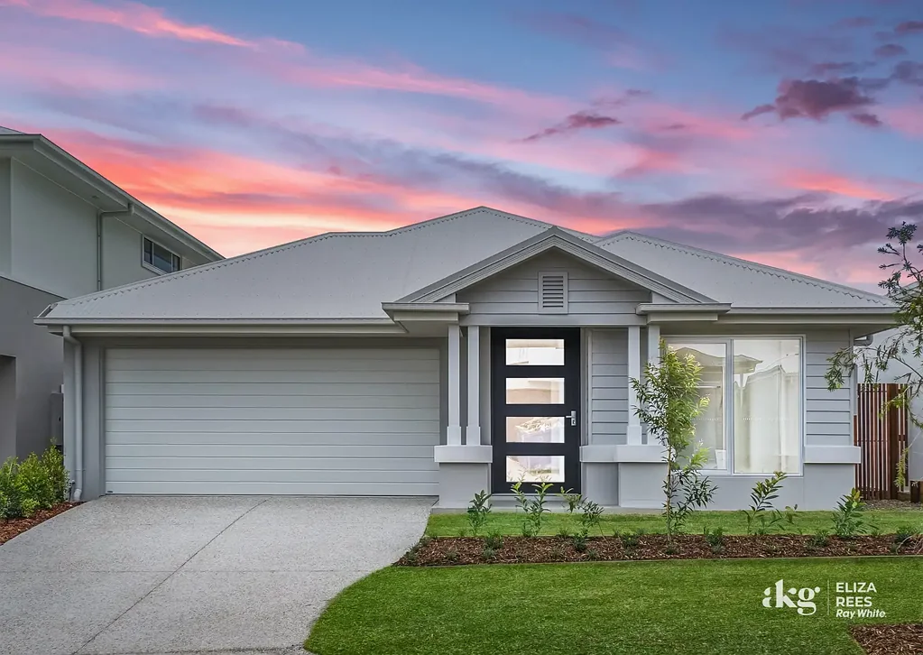 Greenbank 4غرفة نوم Hamptons Luxury Brand New Build