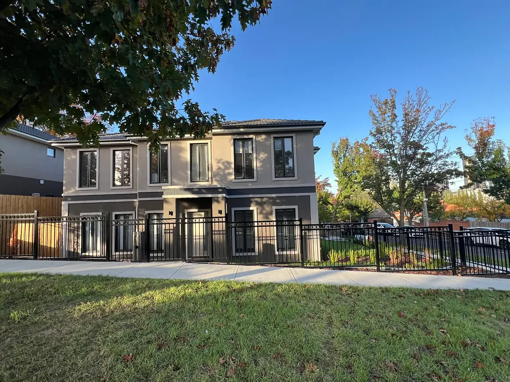 49B Severn Street, Box Hill North, VIC 3129