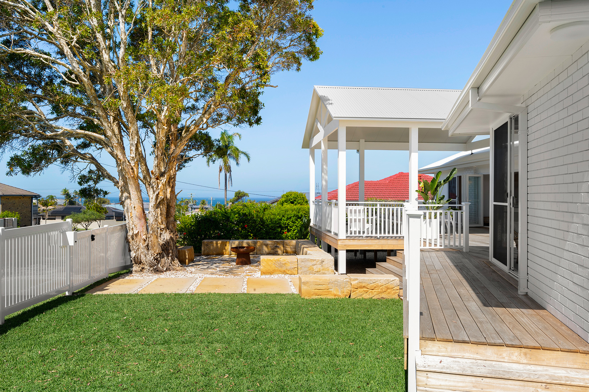 12 MIDDLE ST, CAVES BEACH NSW 2281, 0房, 0浴, House