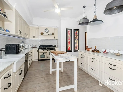 15 Schaber Road, Connellan, NT 873, 5 slaapkamers, 2 badkamers, House
