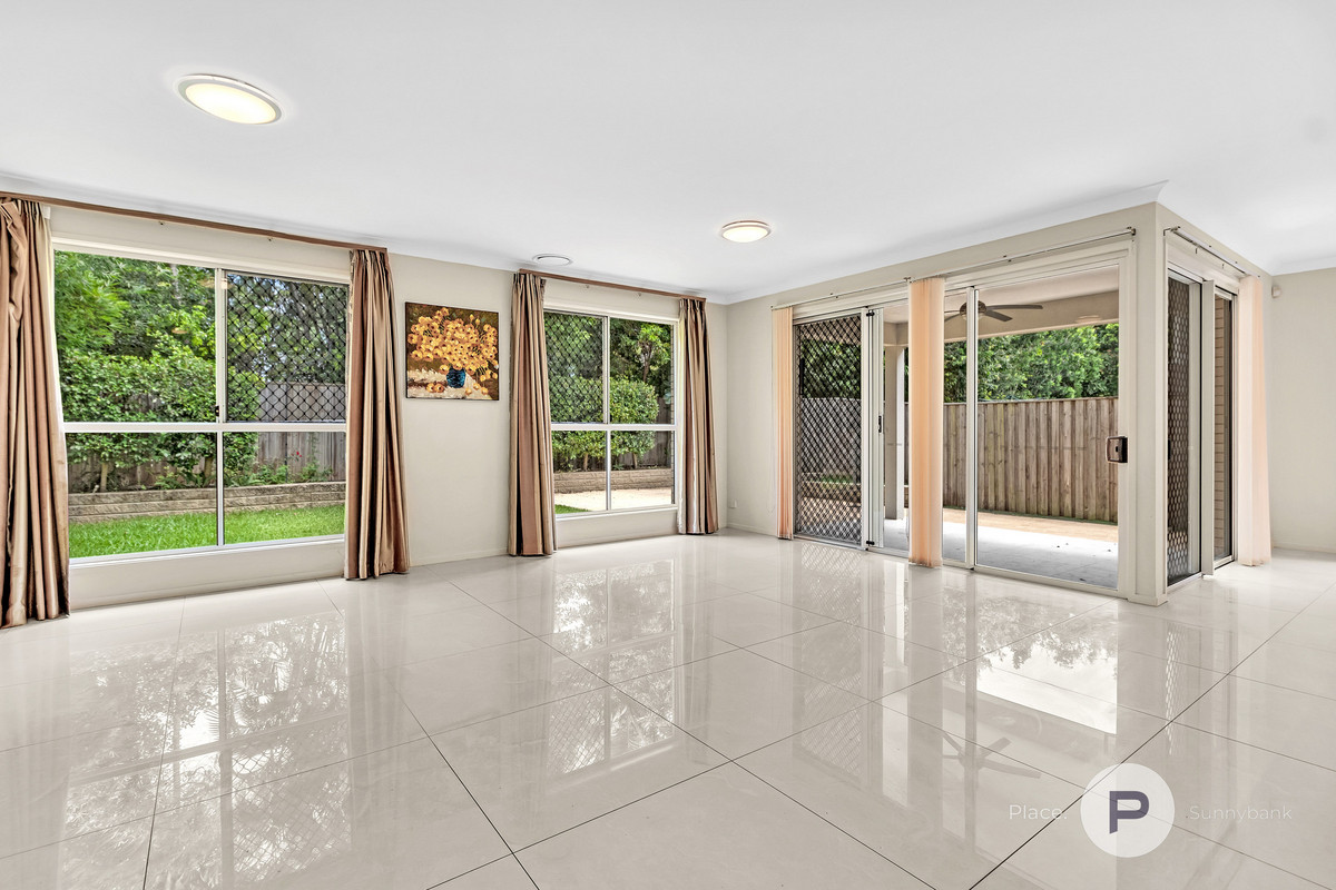 9 PINECONE ST, SUNNYBANK QLD 4109, 0 Kuwarto, 0 Banyo, House