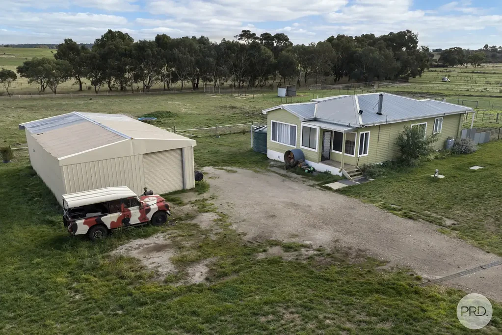 Snake Valley 4房  Rural Living Property On Approximately 10 Acres!