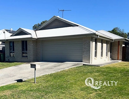 2/4 Burchill Street, Loganlea, QLD 4131, 1房, 1浴, Flat