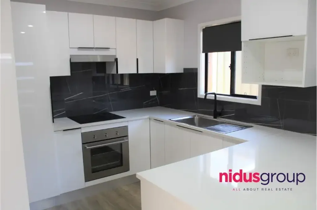 2 Bedroom Granny Flat- Water usage included + Solar Available