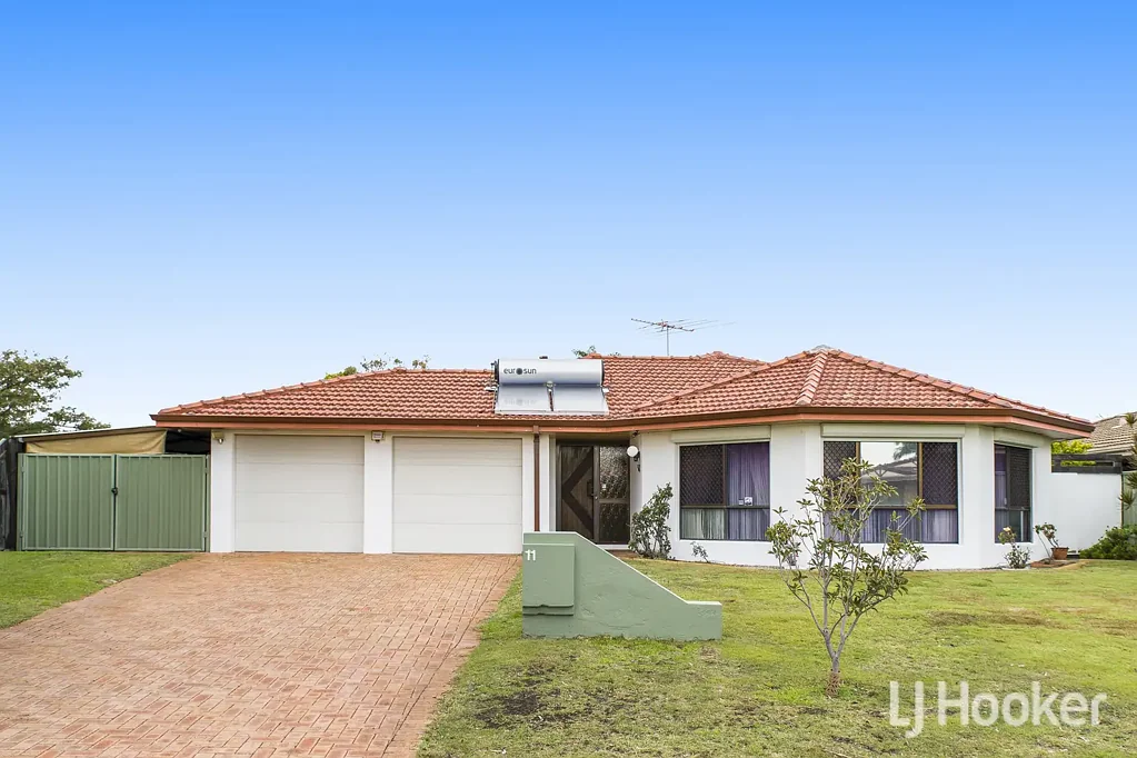 Thornlie 4कमरा Euro Style Elegance in a Premium Lakeside Location