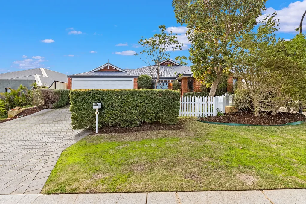 15 Salishan Street, Clarkson, WA 6030