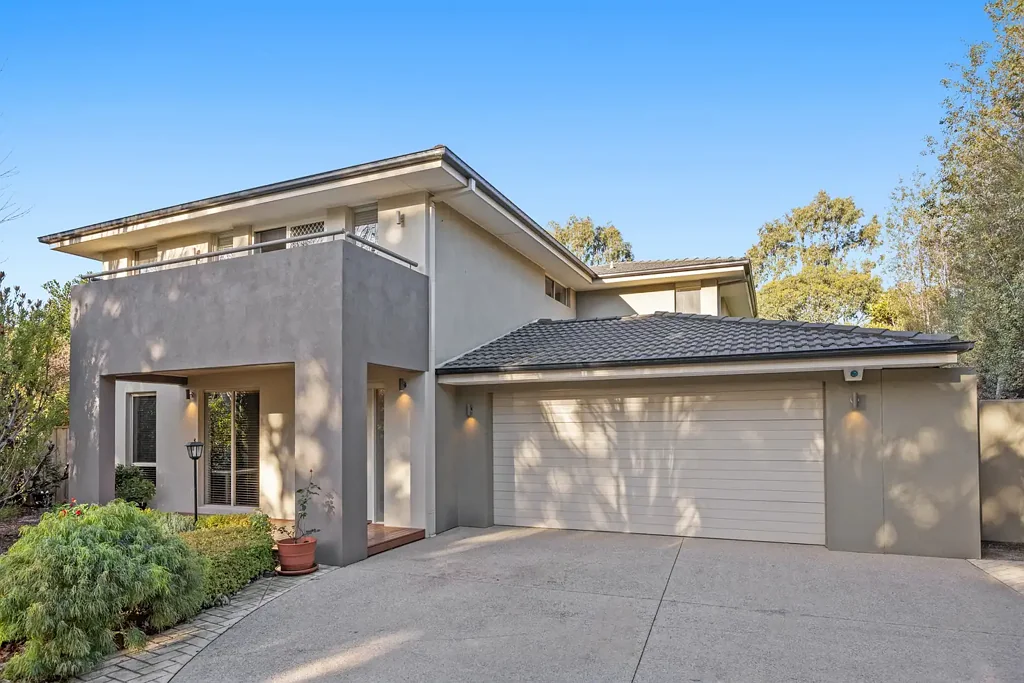 17 Sweet Gum Place, Sandhurst, VIC 3977