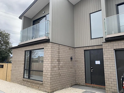 LOCATION, LOCATION, LOCATION - CENTRAL PAPATOETOE