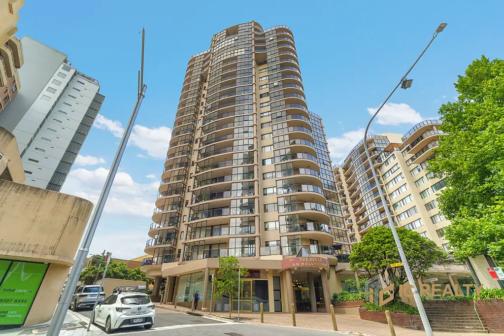 Bondi Junction 3房 正北朝向 60㎡双车位 海景城市线 宽敞套房 24小时安保 豪华设施 优越地段 Luxury North-Facing Double-Brick Residence | Prime Location | Ocean & City Views | Oversized 60sqm Double Garage