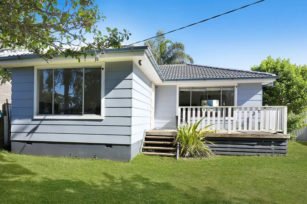 43 Bass Street, Barrack Heights, NSW 2528