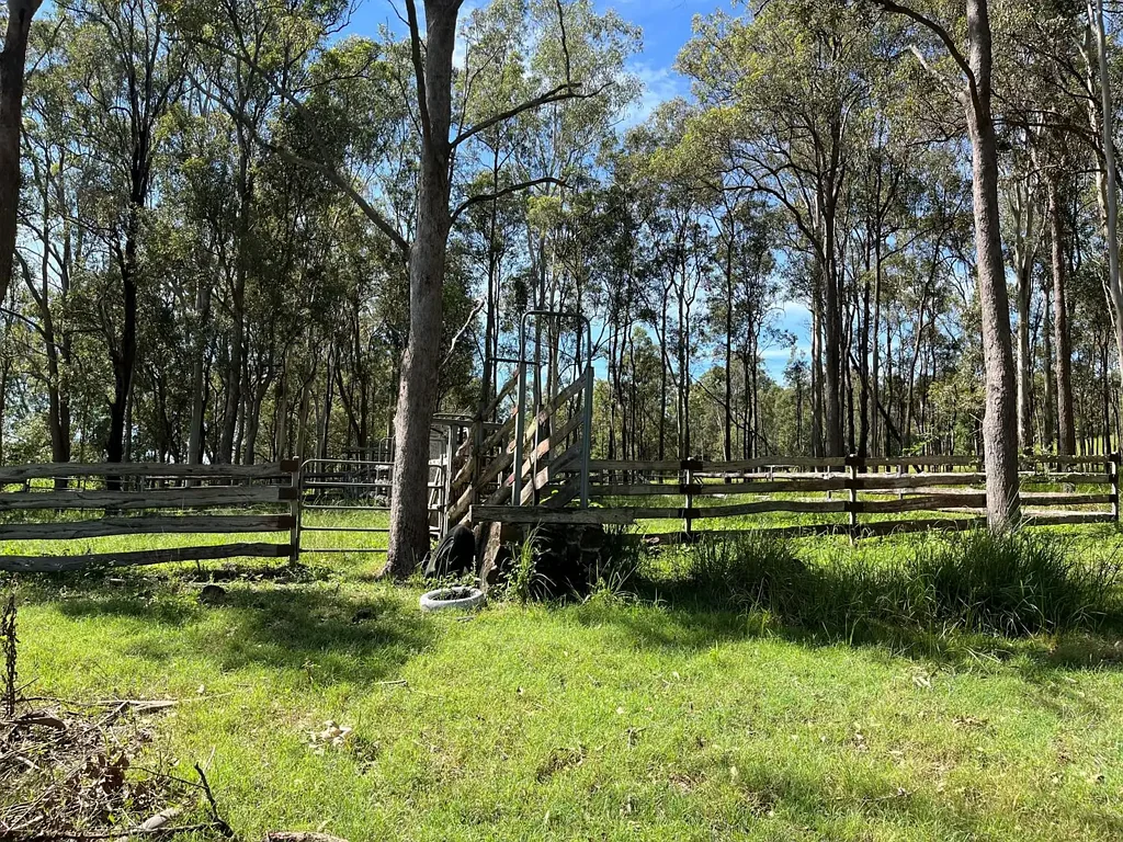 Lower Dyraaba  Versatile 387 Acre Property