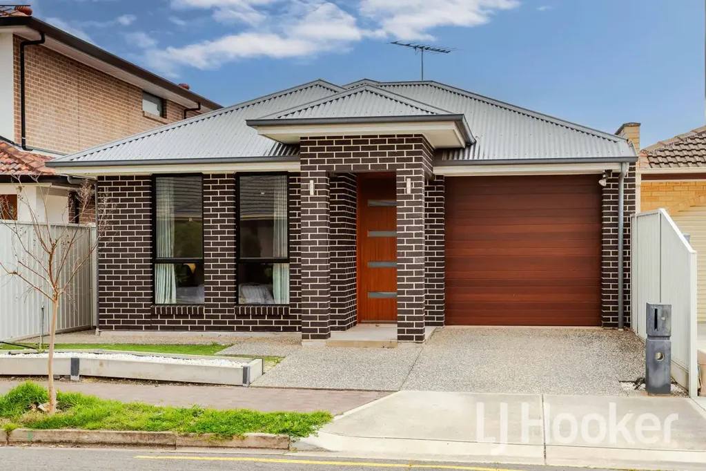 Campbelltown 4Kwarto Contemporary Family Excellence in the Heart of Campbelltown