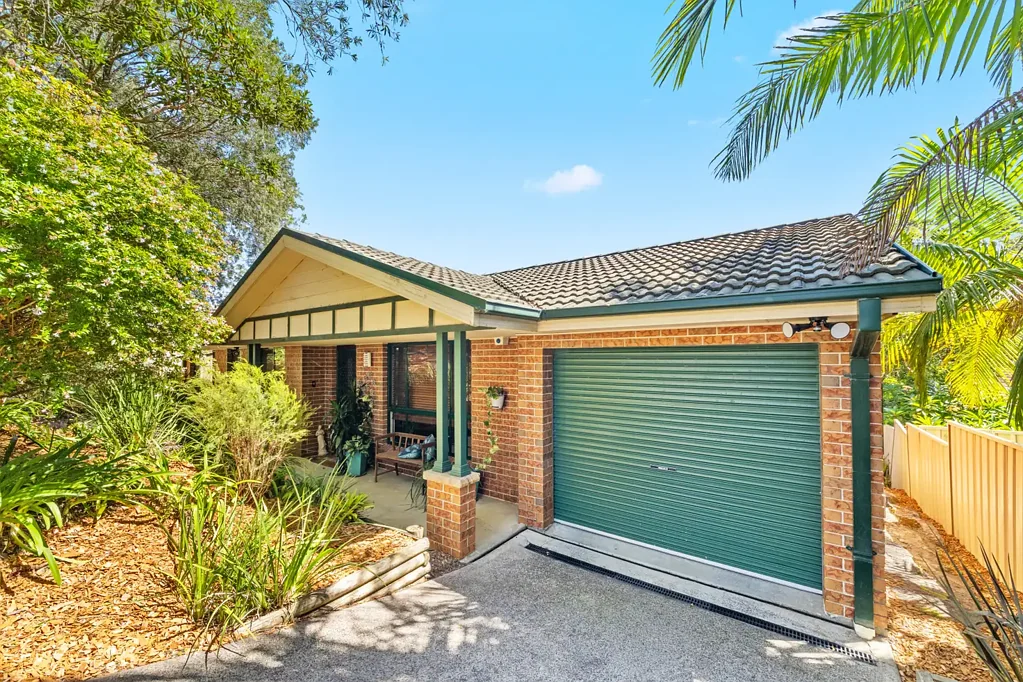 4 Jennie Cox Close, Erina, NSW 2250