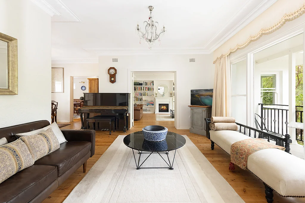 42 Wyomee Avenue, West Pymble, NSW 2073