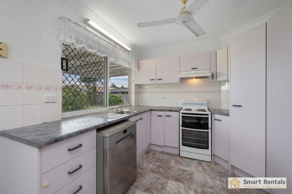 15 LYNDHURST ST, MOUNT LOUISA QLD 4814, 0 phòng ngủ, 0 phòng tắm, House