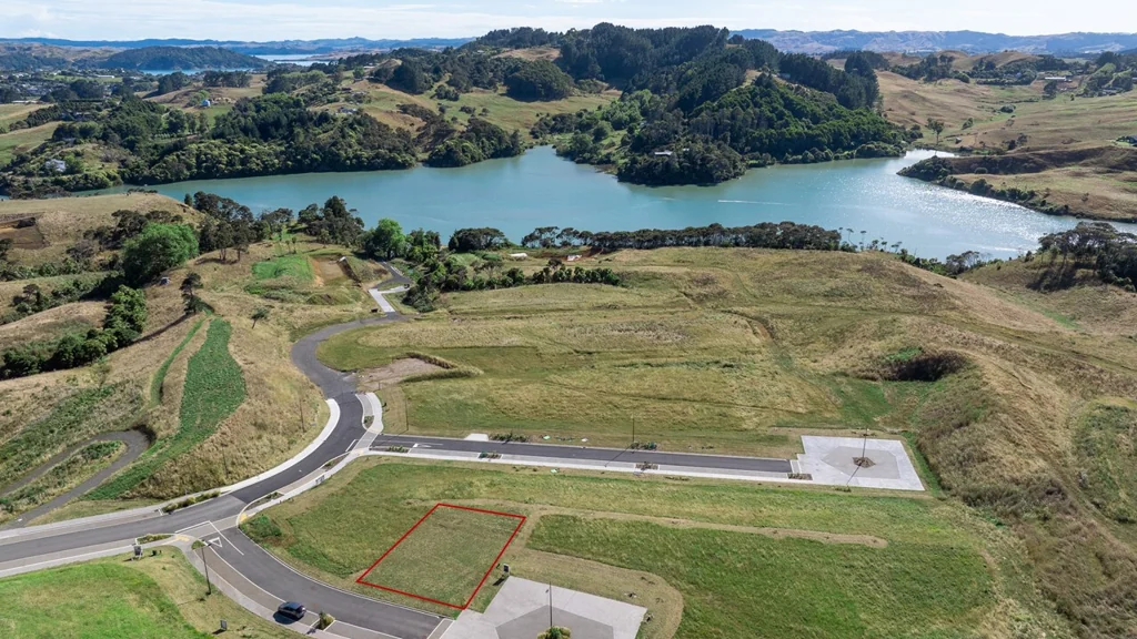 Raglan  Flat, easy contour and views- reduced to sell!