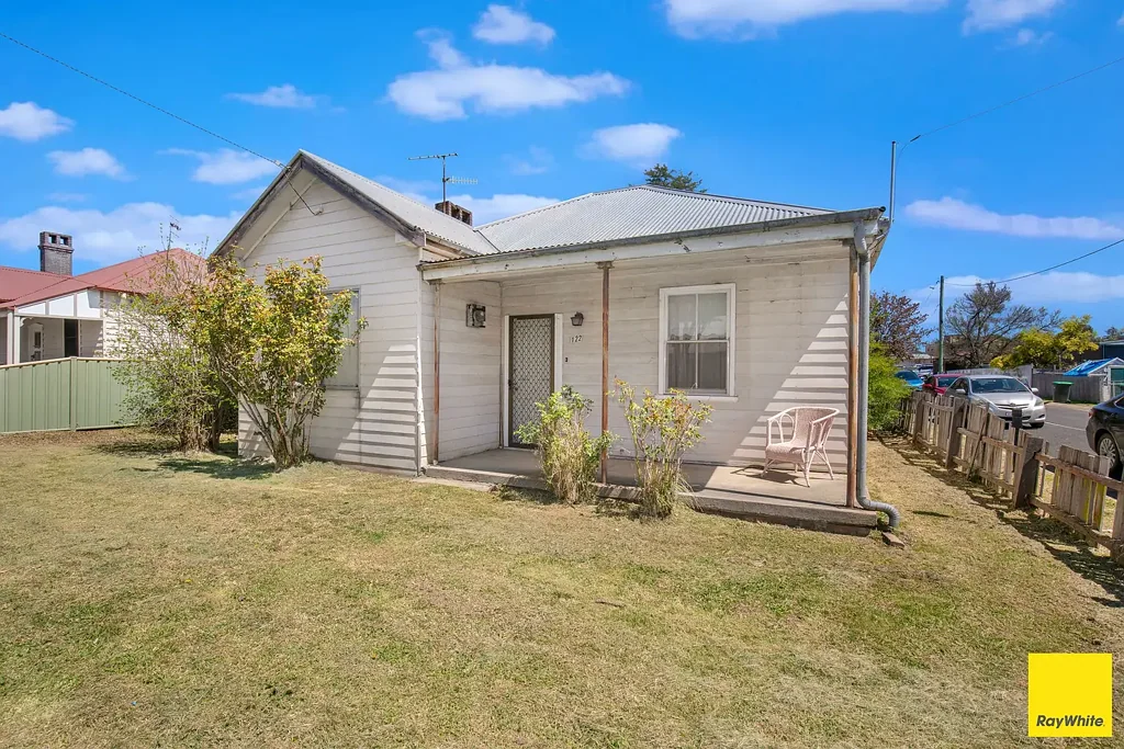 122 Markham Street, Armidale, NSW 2350