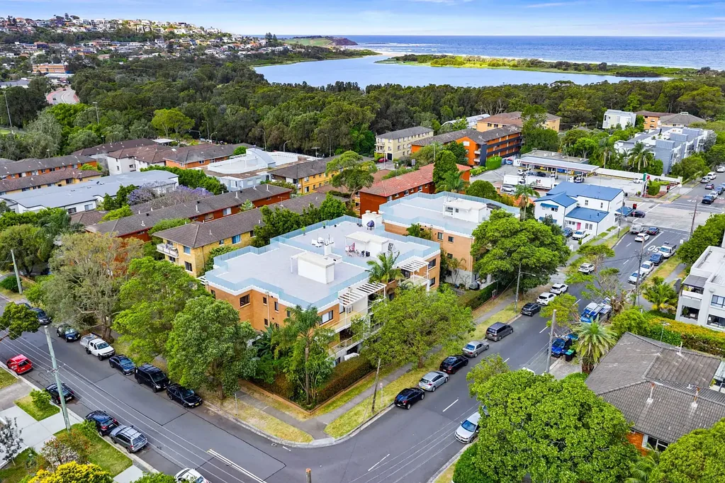 11/10 Hawkesbury Avenue, Dee Why, NSW 2099