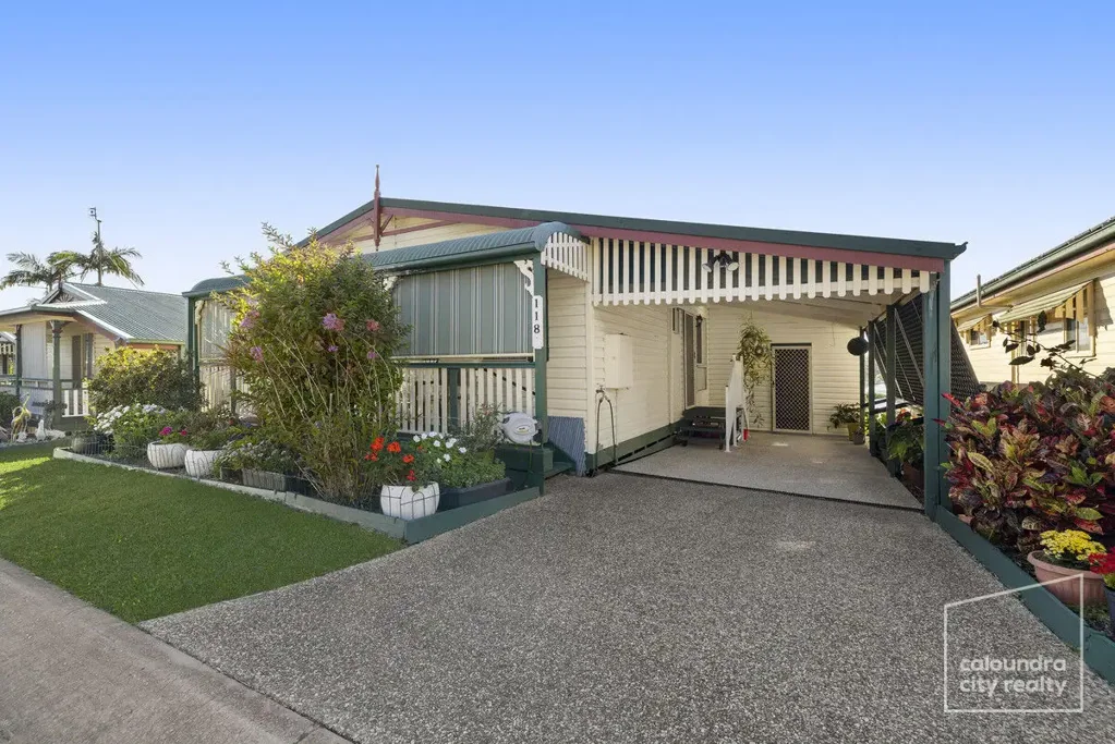 Caloundra West 2Zimmer Wake Up to the Best Views in Kookaburra Village!