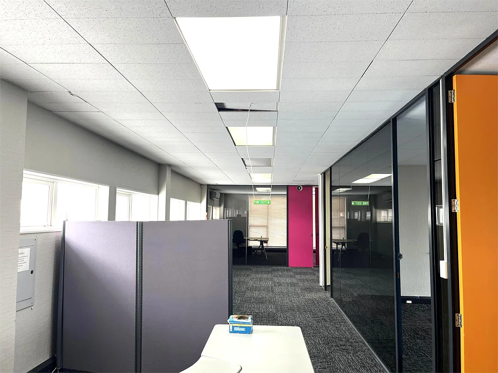 Paraparaumu Vacant - versatile office suite on Kapiti Road